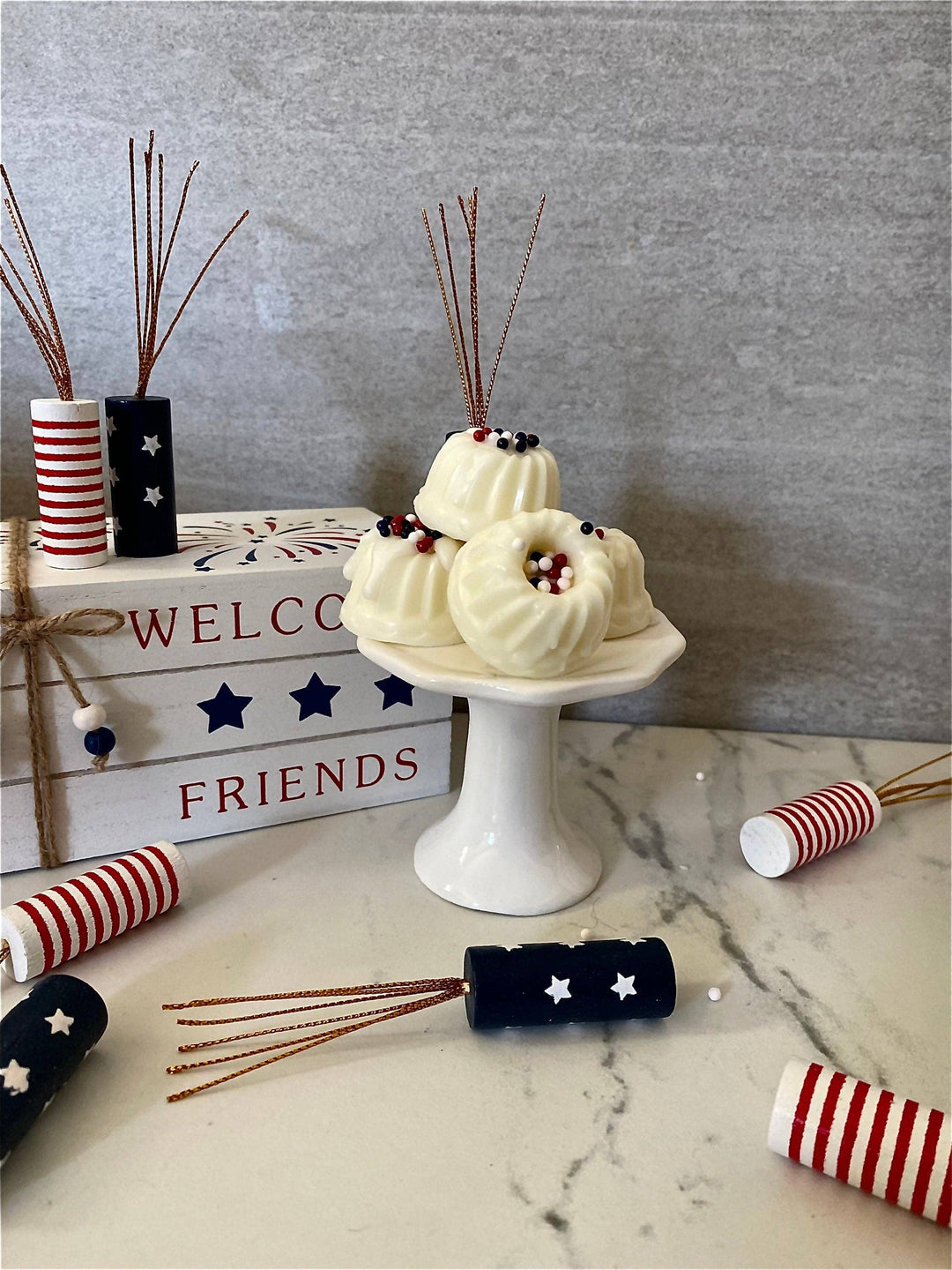 Cake Wax Melts / Cinnamon Rolls / Raspberry Sweet Rolls / Le: Lemon Bundt Cake